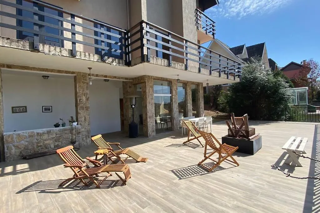 Hostyn Casa Paraiso Nas Montanhas, Condominio De Alto Padrao Cercado Pela Natureza Кампус-ду-Жордау Дом отдыха