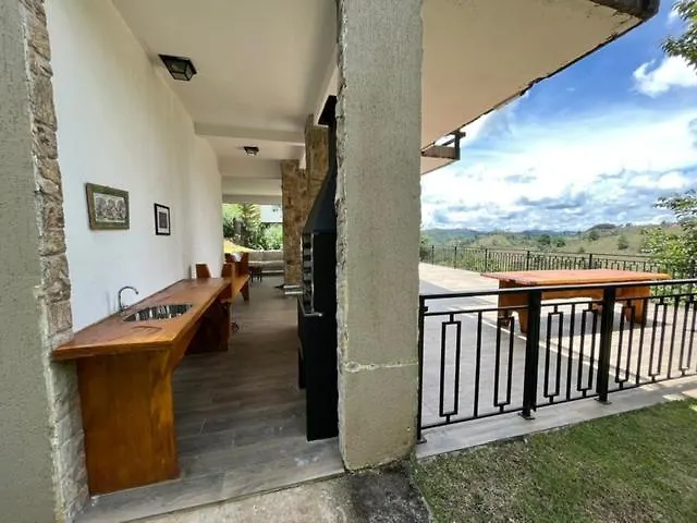 Дом отдыха Hostyn Casa Paraiso Nas Montanhas, Condominio De Alto Padrao Cercado Pela Natureza Кампус-ду-Жордау